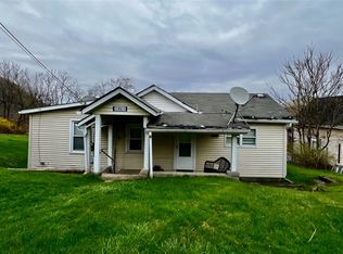 1461 Hancock Ave, Apollo, PA 15613