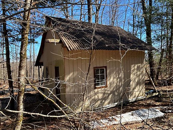 2nd image of 1796 Morrison Hill Rd