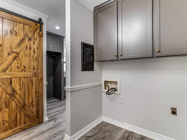 720 N Stratford Ln — Photo 39