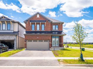 4 Midhurst Hts, Hamilton, ON L8J0K9
