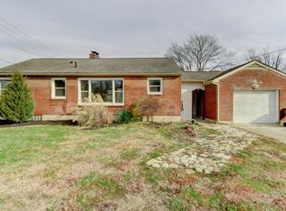 2879 Old Yellow Springs Rd, Fairborn, OH 45324
