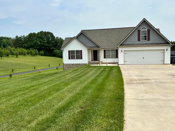 1550 Wolfe Ln, Mount Carmel, TN 37645