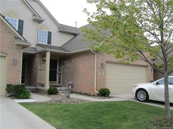 8181 Springdale Dr #1, White Lake, MI 48386