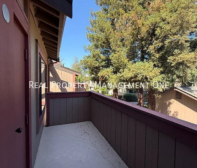 250 Hackamore Cmn — Photo 23