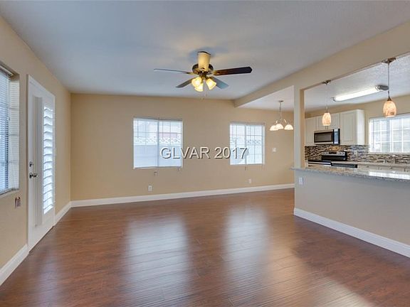 3rd image of 2801 Howard Dr