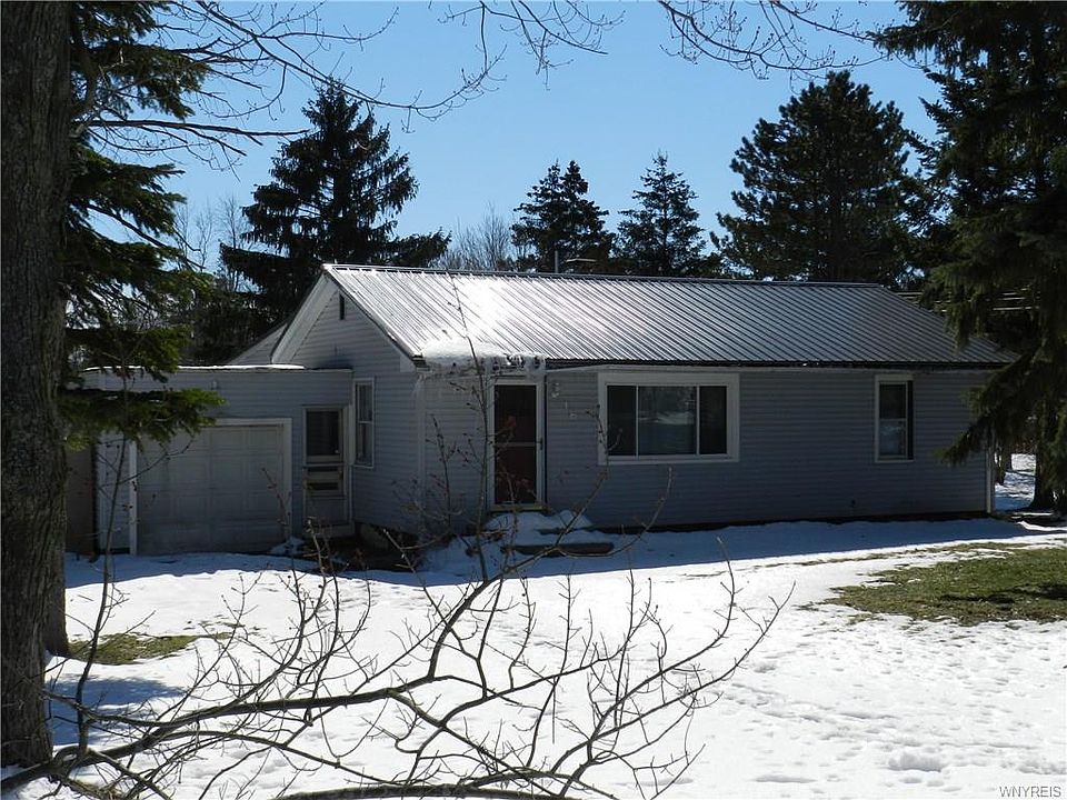 1st image of 16 Stellane Dr