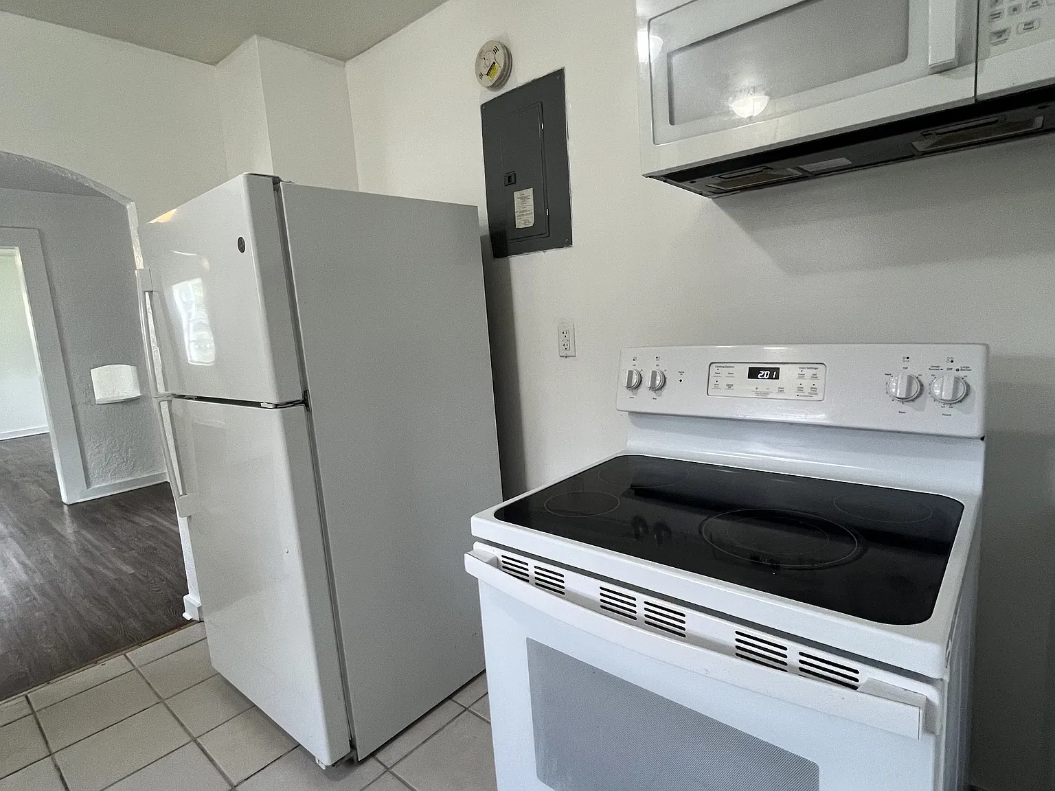 6715 Mott Avenue - 1 — Photo 3