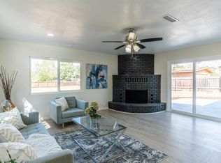 2082 Mountain View Dr, Escondido, CA 92027