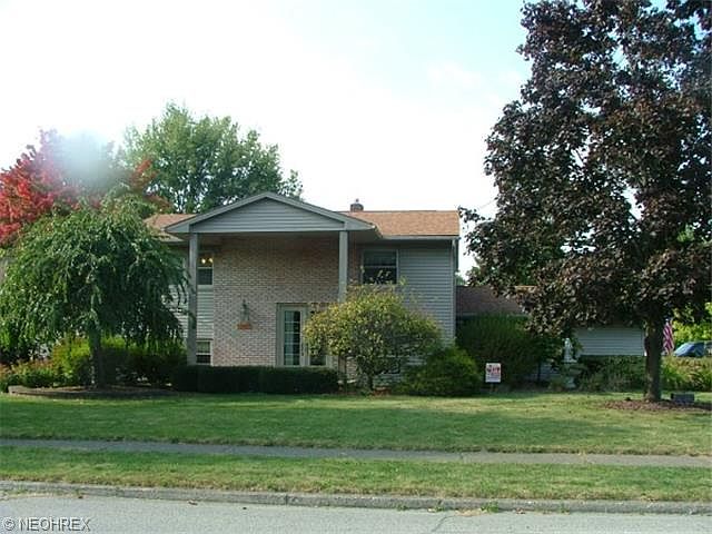1st image of 890 Nancy Ave