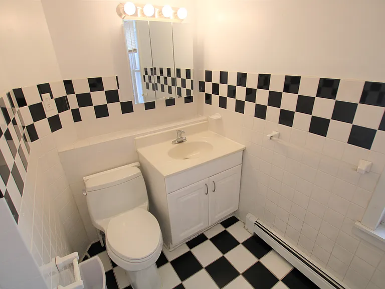 35 Danforth St #2 — Photo 14