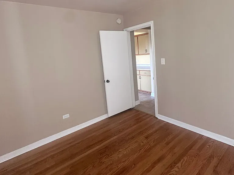 2533 S 57th Ave #1 — Photo 7