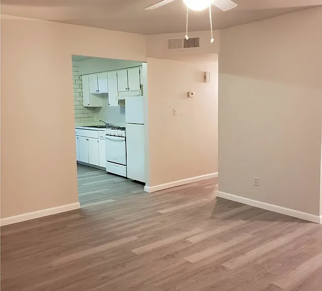 18041 N 40th Pl — Photo 17