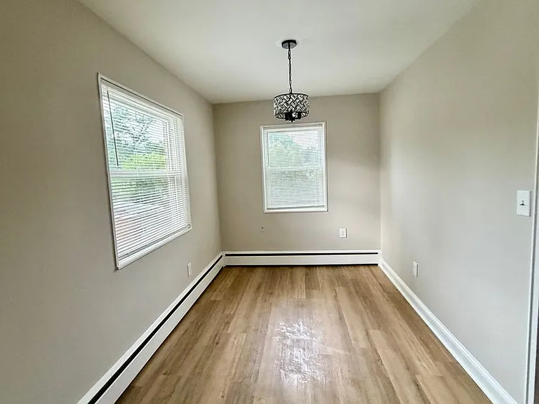 335 Talbott Ave — Photo 11