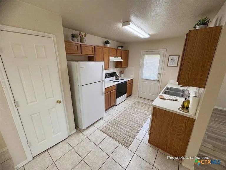 4907 John David Dr #B — Photo 6