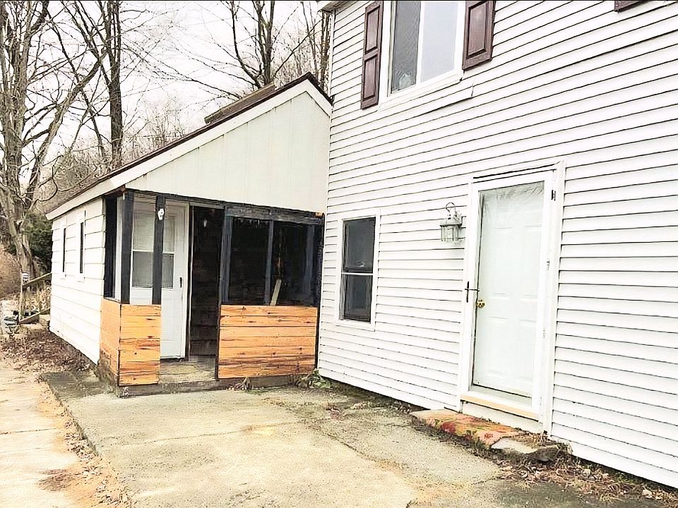 Ground floor walkout. Optional covered porch entrance.
