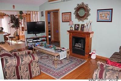 4th image of 3631 Malibu Dr