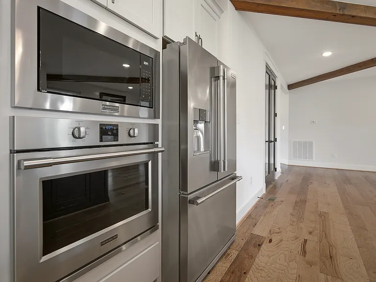 3718 Graythorne Dr — Photo 21