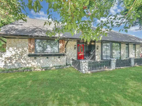 304 NW 35th St, Lawton, OK 73505