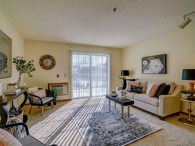 Gateway Commons — Photo 15