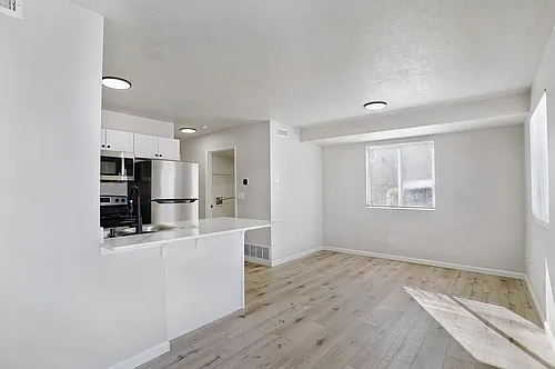 Riverview Townhomes Photo 1