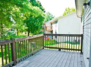 749 Sugar Glen Dr, Saint Peters, MO 63376