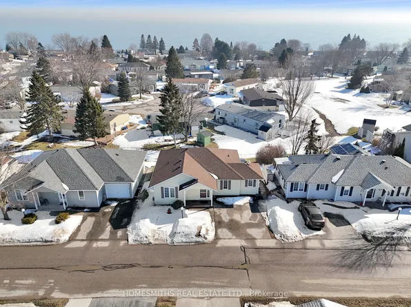 89 A Wilmot Trl, Clarington, ON L1B 1B8