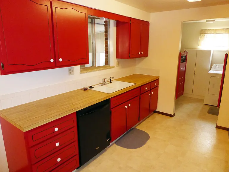 331 Juniper Pl — Photo 11