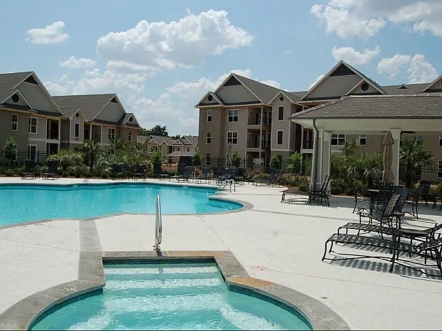 Riverscape Apartment Homes — Photo 1