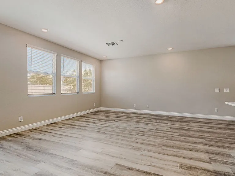 5774 Blue Serenity Ct — Photo 12