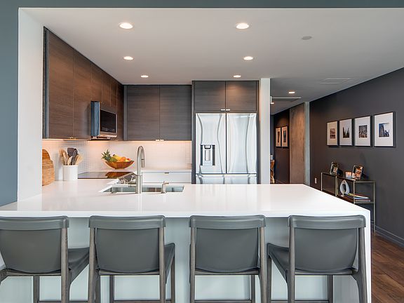 4th image of 1080 Park Blvd Unit 801