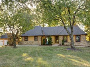 1004 Florence Ave, Raymore, MO 64083