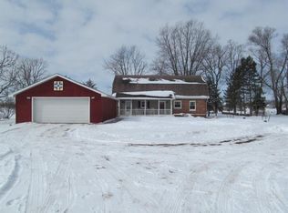 19189 Chase Rd, Fulton, IL 61252