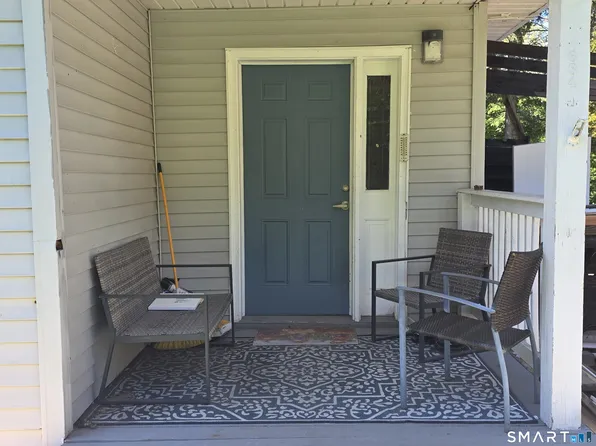 684 Main St, Plymouth, CT 06782