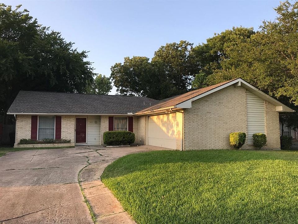 1st image of 1621 Lorraine Dr