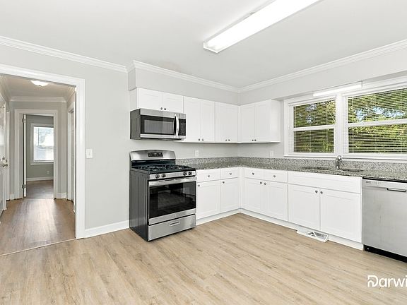 5th image of 234 Flora Ave SE