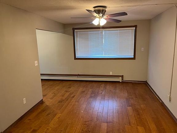 3rd image of 1621 Taylor St NE APT 5