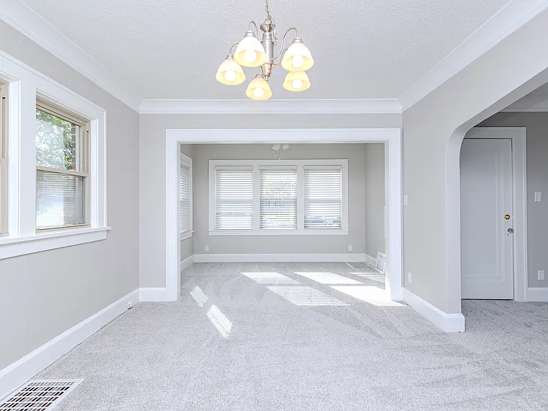 4615 Kingman Blvd #1 — Photo 4
