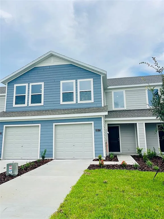 3 bed, 2.5 bath, 1386 sqft, $2,000 — Photo 1