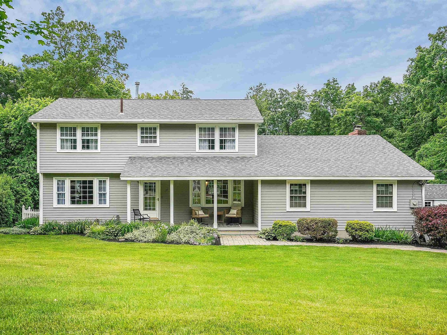17 Thoreau Drive, Nashua, NH 03062 Zillow