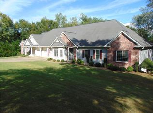 266 Ravenwood Dr SE, Rome, GA 30161