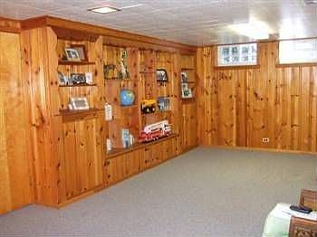 5th image of 10590 Aaron Dr