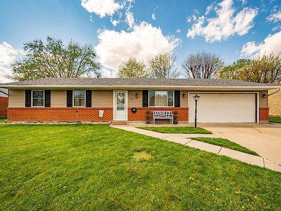 3rd image of 579 Cranwood Cir
