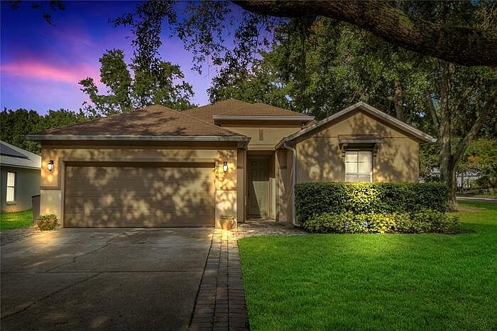 1st image of 446 Vicks Landing Dr