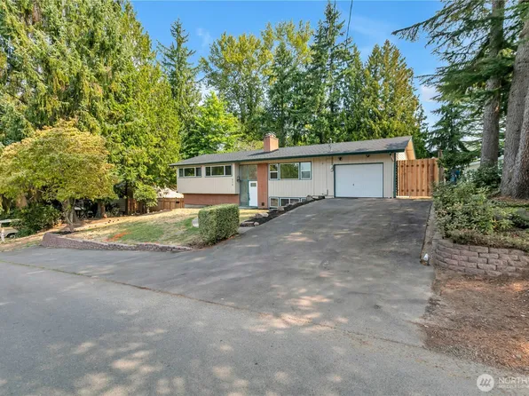 836 Hilltop Avenue, Kent, WA 98031