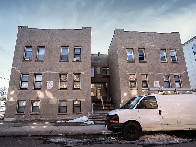 1105 Charles St #1E — Photo 15