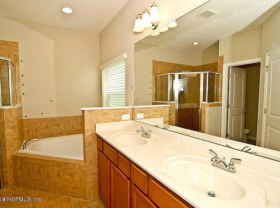 5th image of 124 Toscana Ln