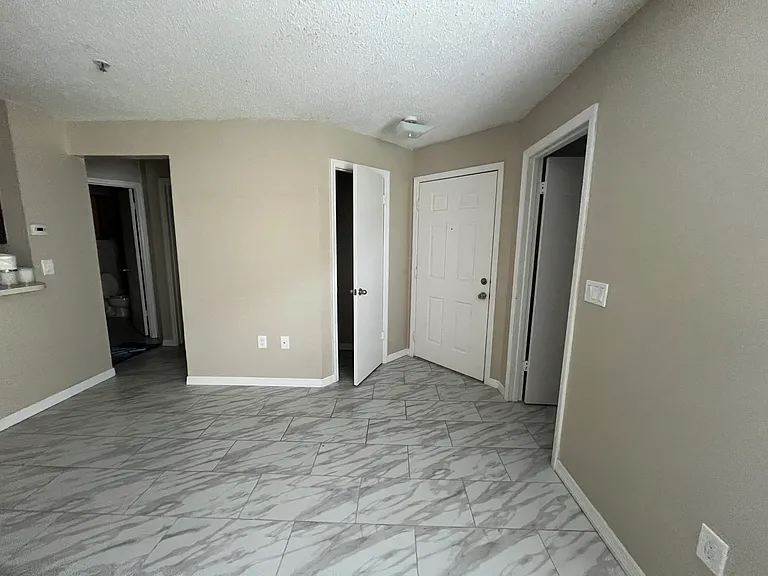 631 Buoy Ln #202 — Photo 6