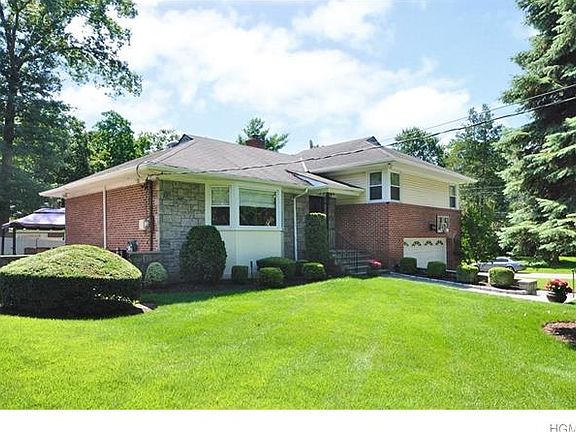 2nd image of 377 Crestwood Ave