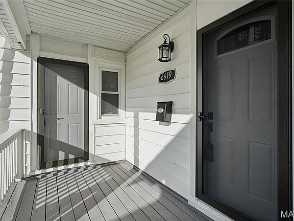 4th image of 6619 Etzel Ave