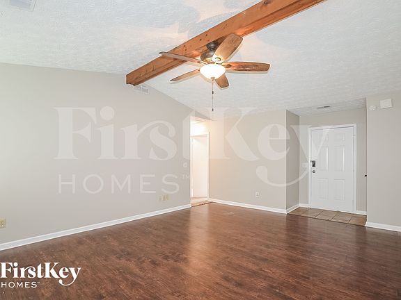 3rd image of 270 Countryside Ln